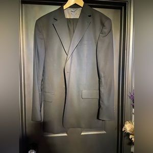 oscar deal rents black suit